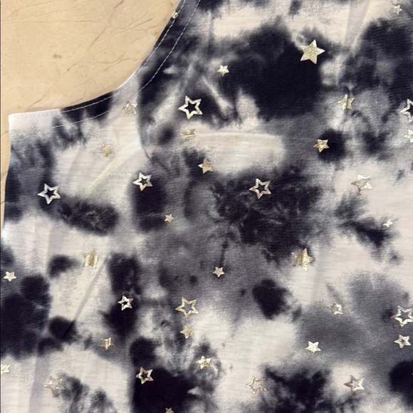Terez Black and White Starry Tie-Dye Tank Top - Picture 4 of 7